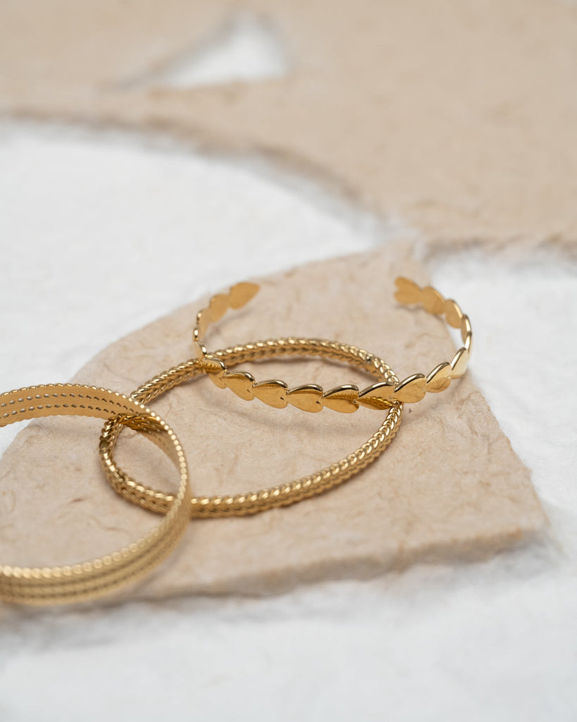 Goldplated Bracelet Bangle Heart - Things I Like Things I Love