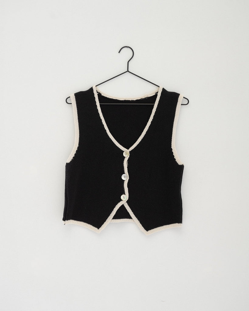 TILTIL Sab Knit Vest Black One Size - Things I Like Things I Love