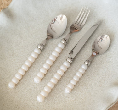 SET VAN 24 - Bestekset Lova Pearl