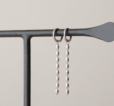 TILTIL Set of 2 Beaded Chain Drop Earrings Silver