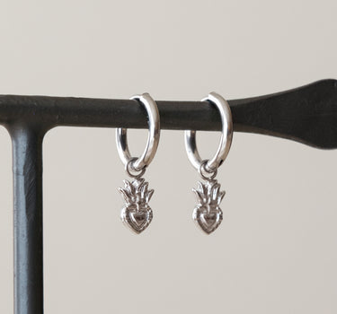 TILTIL Sacred Heart Earrings Silver