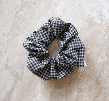 TILTIL Holly Checkered Scrunchie Black