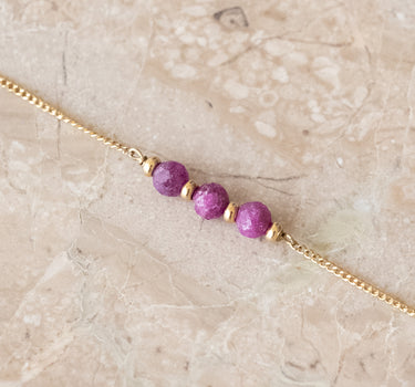TILTIL Love Edelsteinarmband Gold Rubin