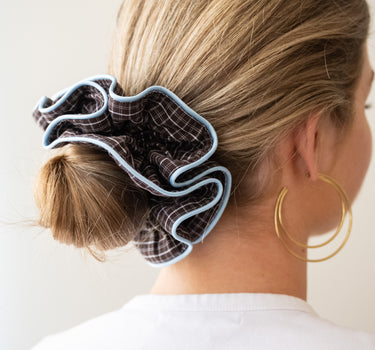 TILTIL Lined Checkered Scrunchie Brown