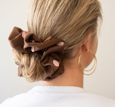 TILTIL Big Dots Polkadot Scrunchie Brown