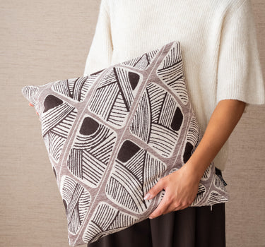 Cushion Iva Taupe