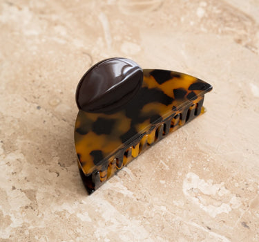 TILTIL Tove Two Toned Claw Clip Cognac