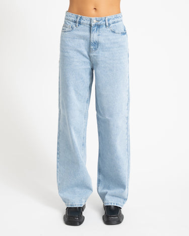 ALEXA LOOSE JEANS Light blue - Things I Like Things I Love
