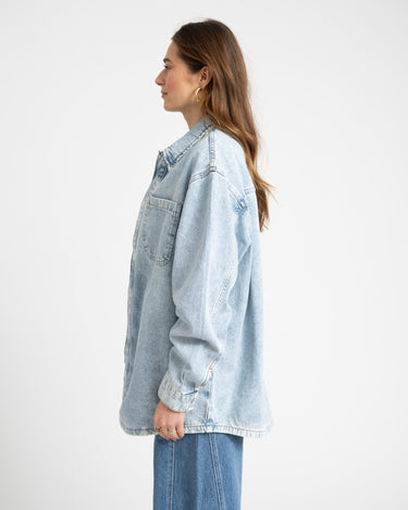 Alva Denim Shacket Light Blue - Things I Like Things I Love
