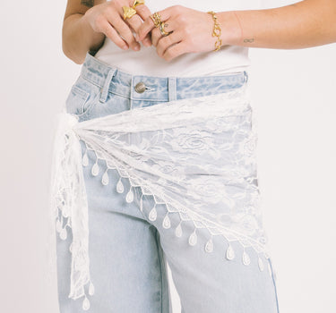 Aware Bara Lace Scarf Snow White - Things I Like Things I Love