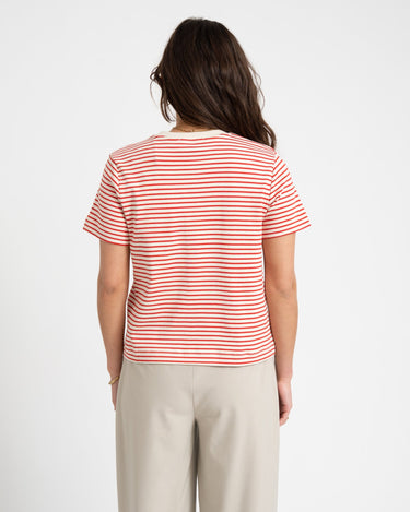 Aware Jada Naima O - Neck T-Shirt White Molten Lava - Things I Like Things I Love