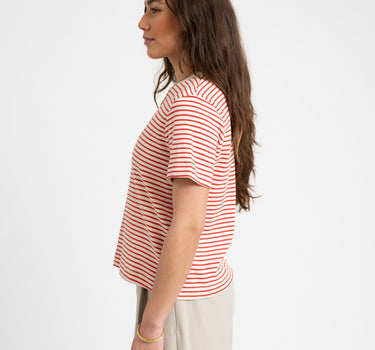 Aware Jada Naima O - Neck T-Shirt White Molten Lava - Things I Like Things I Love