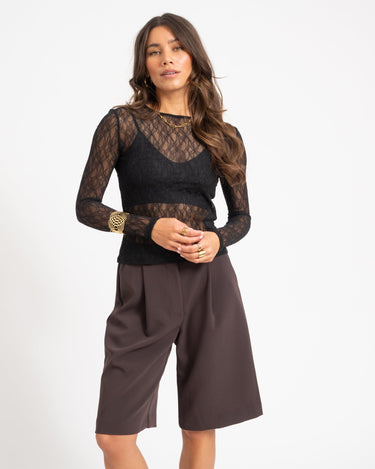 Aware Tessy O-Neck Lace Top Black - Things I Like Things I Love
