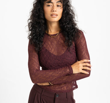 Aware Tessy O-Neck Lace Top Catawba Grape - Things I Like Things I Love
