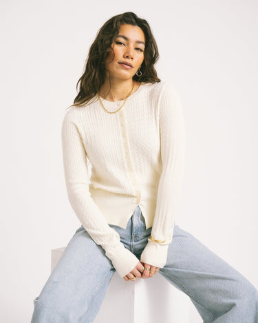 Aware Vina O - Neck Knit Cardigan Birch - Things I Like Things I Love