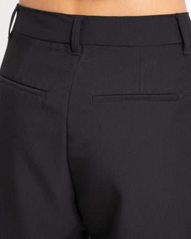 Aya Ellis Wide Shorts Black - Things I Like Things I Love