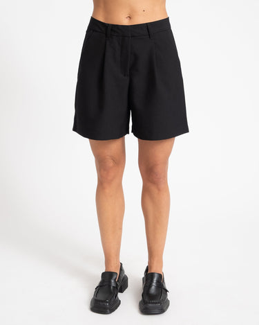 Aya Ellis Wide Shorts Black - Things I Like Things I Love
