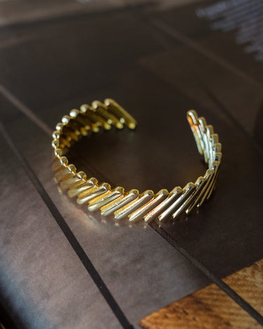 Bangle Golden Twist - Things I Like Things I Love