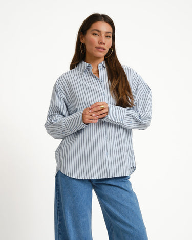 Bella Shirt Skyway Navy - Things I Like Things I Love