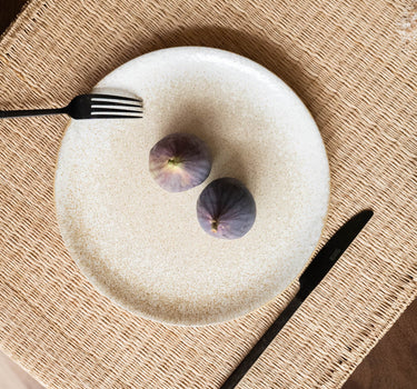 Bloomingville - Dinner Plate Paula Beige - Things I Like Things I Love