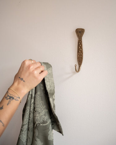 Bloomingville - Hook Chalix Fish Brass - Things I Like Things I Love