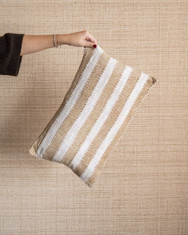 Bloomingville Kussen Cinta Gestreept Beige / Bruin - Things I Like Things I Love