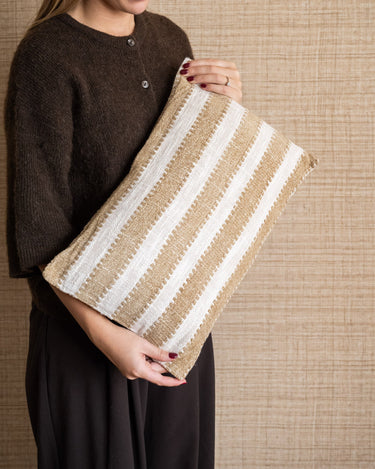 Bloomingville Kussen Cinta Gestreept Beige / Bruin - Things I Like Things I Love