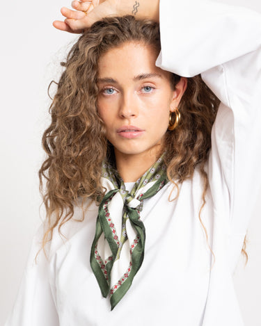 Bonita Satin Scarf Groen - Things I Like Things I Love