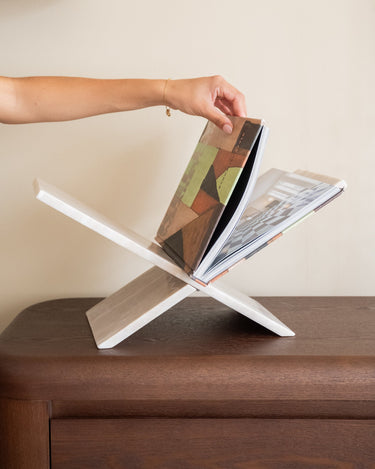 Book Stand Marmer - Things I Like Things I Love