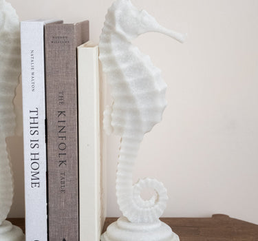 Bookend Seahorse White - Things I Like Things I Love