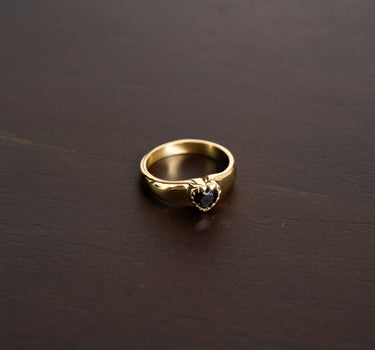 Brass onyx heart ring Gold - Things I Like Things I Love