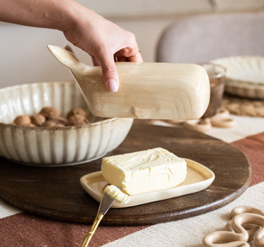 Butter Dish Whale Beige - Things I Like Things I Love