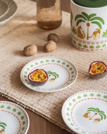 Cake Plate Jungle - Things I Like Things I Love