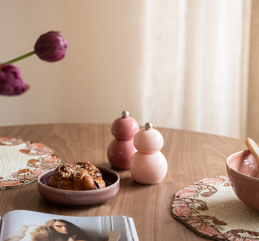 Cake Plate Luna Pink - Things I Like Things I Love