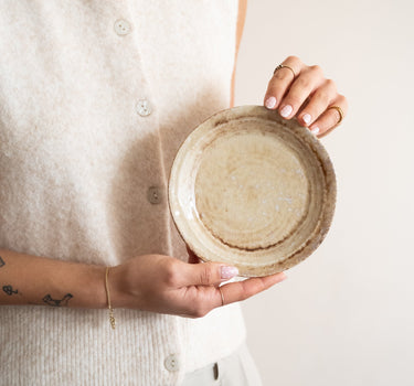 Cake Plate Mila Beige - Things I Like Things I Love