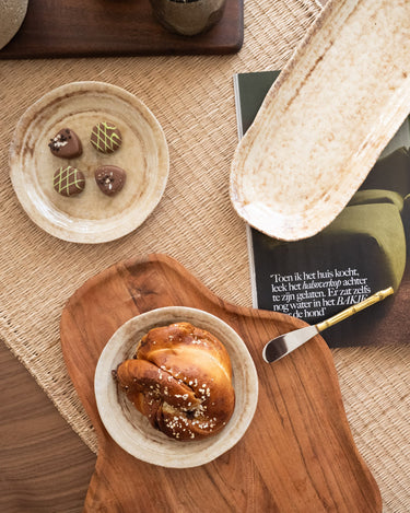 Cake Plate Mila Beige - Things I Like Things I Love