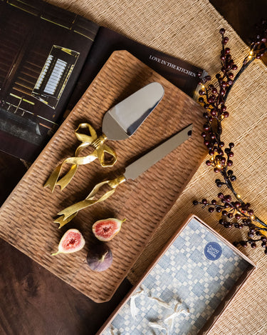 Cake Servers Riley Ribbon - Things I Like Things I Love