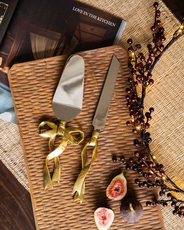 Cake Servers Riley Ribbon - Things I Like Things I Love