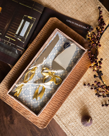 Cake Servers Riley Ribbon - Things I Like Things I Love