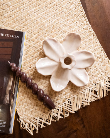 Candle Holder Lotus Beige - Things I Like Things I Love