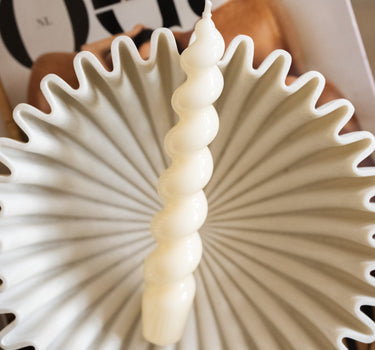 Candle Swirl Ivory Shine 1PC - Things I Like Things I Love