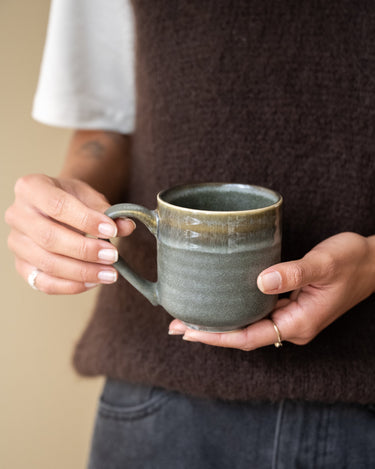 Cappuccino Mug Maud Dark Green - Things I Like Things I Love