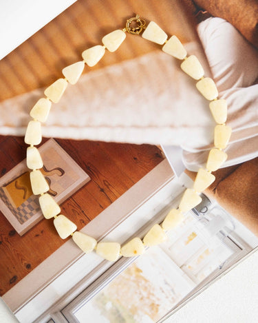 Chunky Necklace Butter Yellow - Things I Like Things I Love