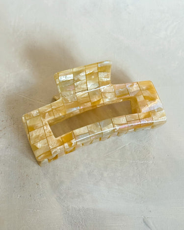 Claw Clip Butter Yellow - Things I Like Things I Love