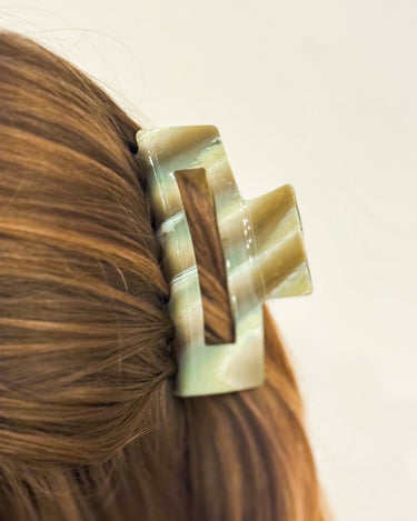 Claw Clip Green Ombre - Things I Like Things I Love