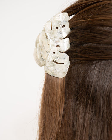 Claw Clip Grey Leaf - Things I Like Things I Love