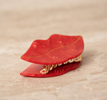 Claw Clip Lip Bordeaux Red - Things I Like Things I Love