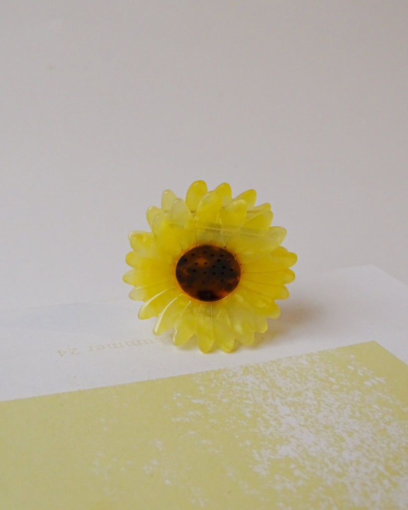 Claw Clip Sunflower Yellow - Things I Like Things I Love