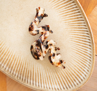 Claw Clip Tortoise Curl Brown - Things I Like Things I Love