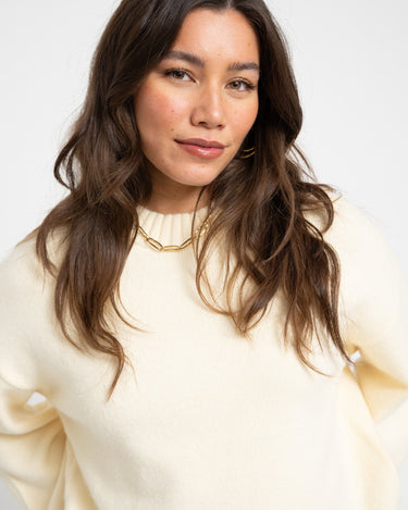 Crew Neck Knitted Sweater Yellow - Things I Like Things I Love